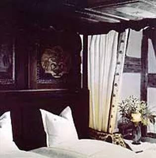 בית הארחה Haus Zum Sternen רוטווייל